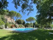 Agriturismo La Rocca di Santa Maria con piscina, Perugia...
