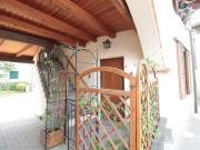 AICURZIO Casa semindipendente con cantina