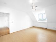 AIGNER Attraktive Dachgeschosswohnung mit Blick über die...