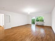 AIGNER Charmante Erdgeschosswohnung am Athener Platz:...