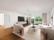 AIGNER Charmante Erdgeschosswohnung am Athener Platz:...