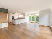 AIGNER Exklusives Wohnen in Solln Moderne...