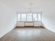 AIGNER Frisch renovierte 3 Zimmer Wohnung am Rotkreuzplatz