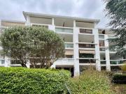 AIGUELONGUE BEAU DEUX PIÈCES AVEC JARDIN