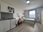 Air Conditioned Double Studio Flat in South Ken