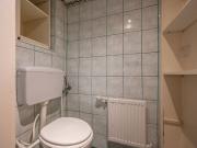 Airbnb+ sanierungsbedürftige 2 Zimmer Wohnung in sehr...