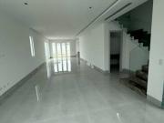 AIRES NORTE ESTRENE HOY! LINDA VILLA DE 3 DORMITORIOS...