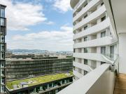 Airy Wieden 1BR w/ Balcony, Gym, Elevator, walk to U Bahn