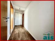 ais GmbH bietet an: Renovierte 4 Zimmer Wohnung in der...