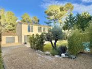 AIX EN PROVENCE / VILLA RÉCENTE DOMAINE FERMÉ