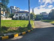 Alabang Best Lot For Sale Inside The Palms Pointe...