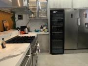 Alameda das Rosas St. Oeste 237 m², 3 suítes, sendo 01...