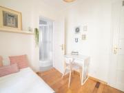 Alameda Room 6
