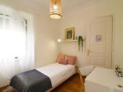 Alameda Room 6 with private bathroom