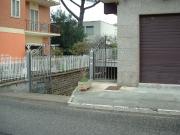 ALBANO LAZIALE PAVONA. VIA ANCONA LOCALE AUTORIMESSA...