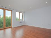 Albemarle Road, Beckenham BR3, 2 bed flat to rent,...