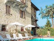 Albergo storico a Passignano sul Trasimeno, Umbria...