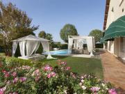 Albergo/Struttura ricettiva in Vendita a Carpi