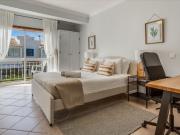Albufeira 3BR w/ Pool & AC by LovelyStay
