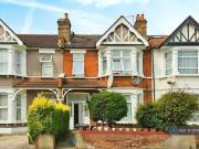 Aldborough Road South, Ilford, 2 Bedroom Flat