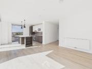 Alder Gate, Watford WD18, 2 bed flat to rent, £2,000 pcm...