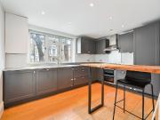 Aldridge Road Villas W11, 2 bed flat to rent, £2,925 pcm...