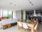 Alguns lares são tão tranquilos, que até a luz repousa