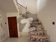 Ali block luxury villa loop road west open rent 40000...