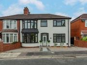 Alkrington, Home Drive, Middleton, 4 Bedroom Semi detached