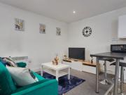 All Bills Inc | Professional/Student | Sleeps 3!