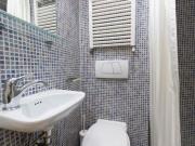 ALL BILLS INCLUDED – A bright and modern duplex style...