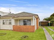 All Eyes on Aldridge All Eyes on Aldridge