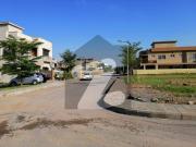 Builders Location 10 Marla Plot Secor I Phase 8