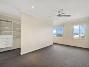 All the Extras You Could Ask For 38 Toomaroo Street