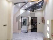 Allama Iqbal Town Kashmir Block House Sized 3 Marla For sale