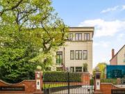 Allingham Court, The Bishops Avenue, 3 Bedroom Apartment