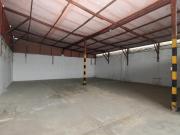 Almacén de 280 m2 en San Aurelio. Techado material... Almacén de 280 m2 en San Aurelio. Techado material...