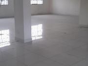 Almacen, oficina 3er piso, Av. Colonial, 180m2 Zona...