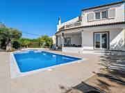 Almancil – Moradia com 3 quartos, piscina e garagem