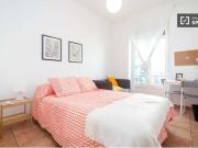 Alojamiento con vista a la ventana patio interior en...