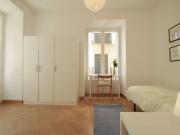 Alojamiento en apartamento de 7 dormitorios en Lavapiés,...