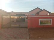 alone standing 2 bedrooms house is o.