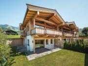 Alpines Chalet in Aurach Stilvoller Rückzugsort nahe...