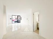 ALQ 24M Local a la calle Rawson y Arenales, Shopping Aldrey