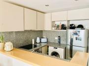 Alq depto Belgrano 2 amb moderno frente balcón