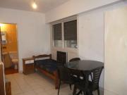 Alq. Monoambiente amoblado. Vigilancia. Amenities