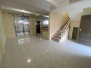 Alquier de casa en urbanización privada zona sur