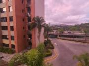 alquila Apartamento Los Naranjos Humbolt, piso bajo