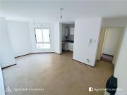 ALQUILA: Dpto 2 Dormitorios + Escritorio, Balcón / B°...