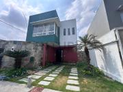 Alquila hoy tu casa esquinera de 3 dormitorios en Altos...